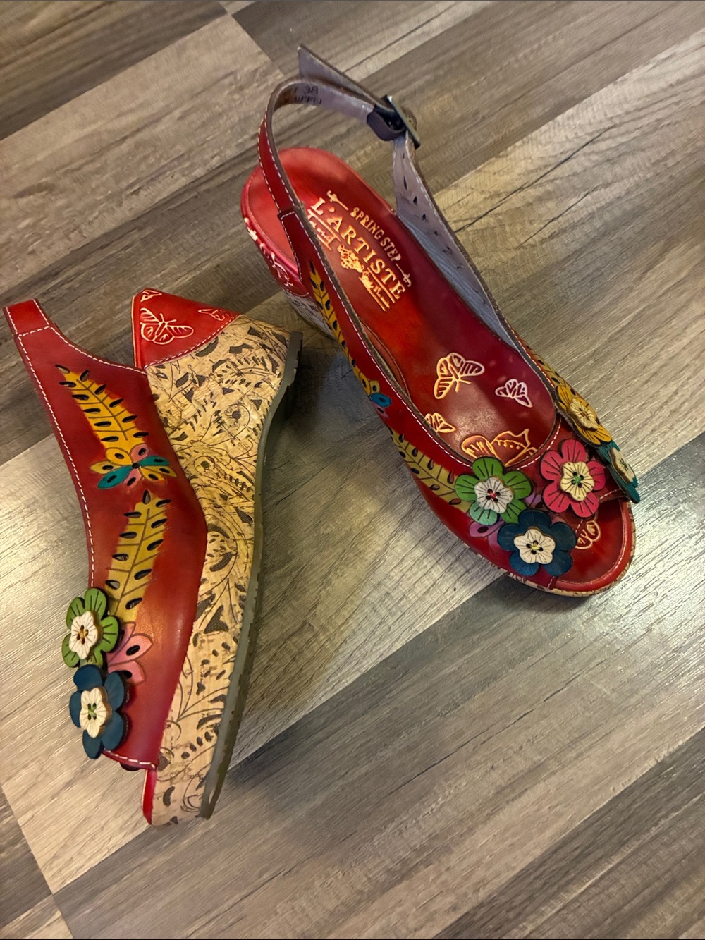 L'Artiste Red Leather Slingback Wedge Sandals With Floral  Details- Size 7.5